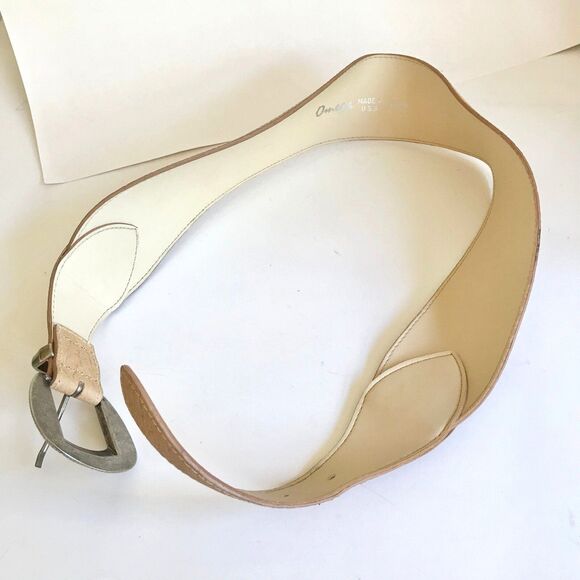 Vtg Omega Tooled Flower Country Western Womens Belt Beige Faux Leather Size S - Picture 10 of 12